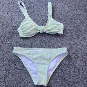 Light Green flower print two piece bathing suit set!!